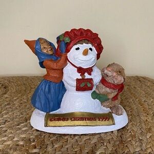 Tom Clark Gnome Snowman Figurine Collectible Christmas Cairn Studios 1999